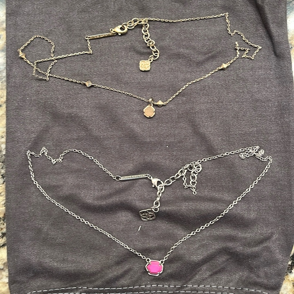 Set of 2 necklaces